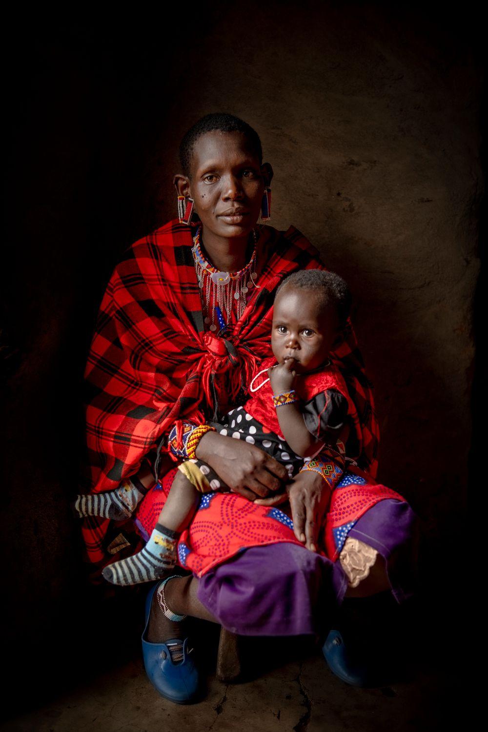 2 - Mother and Child - 529393b5-4cbd-4a16-a957-6e47c479fcdf