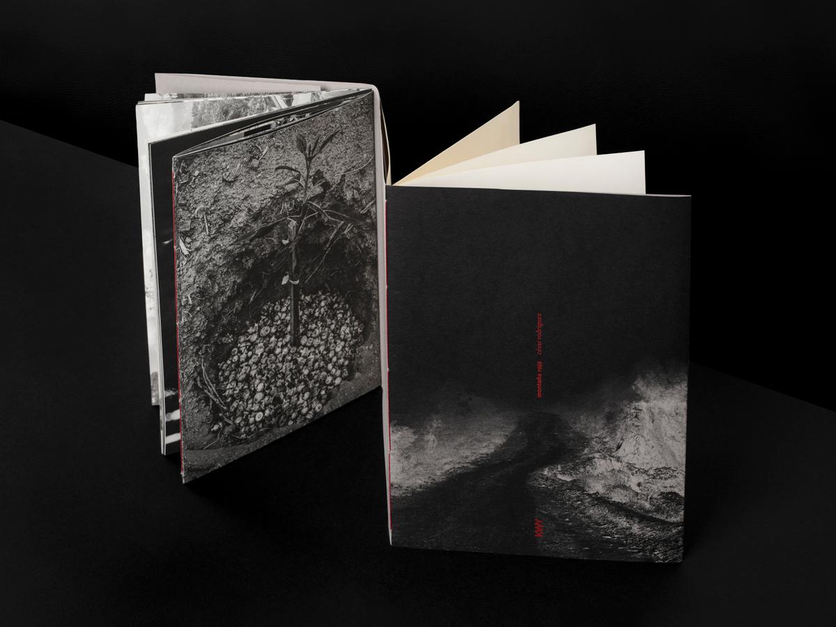 Cesar Rodriguez’s Montaña Roja, published by Kwy Ediciones.